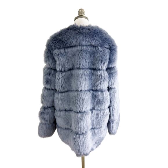 Pretty Little Thing Gray Faux Fur Bubble Coat Women's Size 6 EUC Open Front - Picture 4 of 6